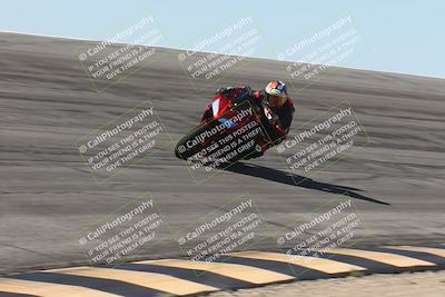 media/Oct-13-2025-Moto Forza (Mon) [[a66d839500]]/3-B Group/Session 2 (Bowl)/